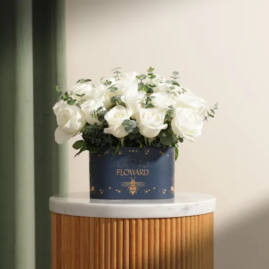 Soft Whisper Roses Box