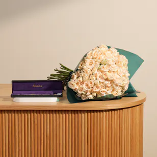 Damas Gold Bracelet For Women | Fresh Shiny Flowers