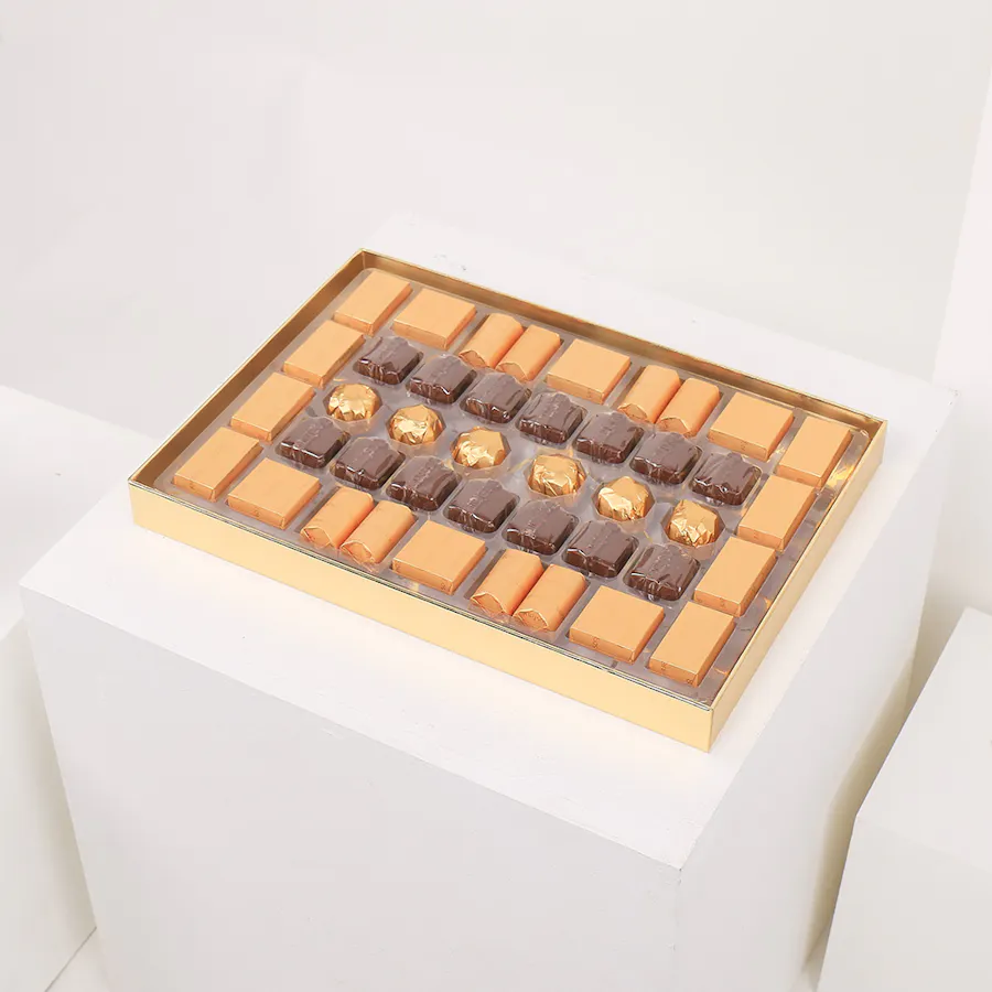 Very Elegant White with Bostani Chocolate  5