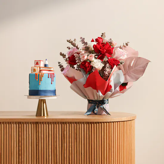 Floward Back to School Cake | Unique Flowers Bouquet