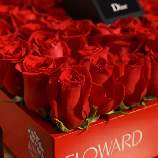 Dior Sauvage for Men | Romantic Red Rose Box