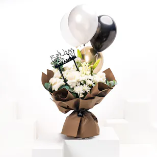 We Made It | Hand Bouquet 
