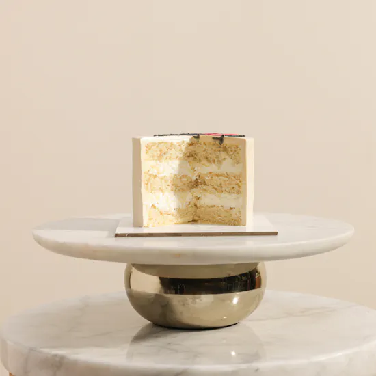 Floward Vanilla Mini Love Bear Cake