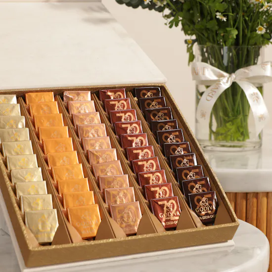 Godiva Fabric Carré Chocolate Box | Delightful Breeze Flower Vase