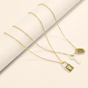 Hrh Lock & Key Vintage Gold Plated Necklace Set Hrh Lock & Key Vintage Gold Plated Necklace Set