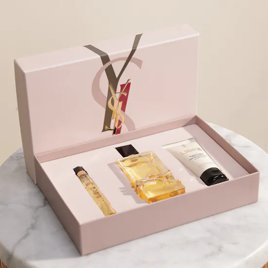 مجموعة عطر ليبر او دى بارفيوم للنساء من إيف سان لوران