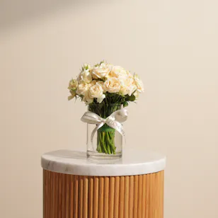 Delicate Peach Baby Roses Vase | 18 Flowers