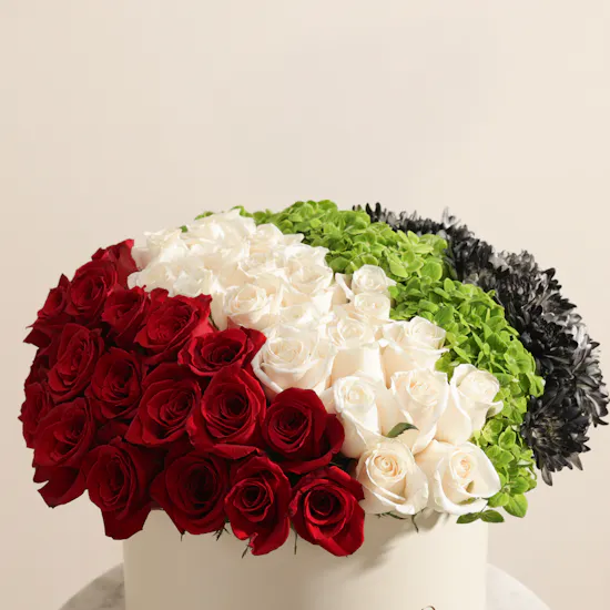 صندوق زهور الحب والنقاء