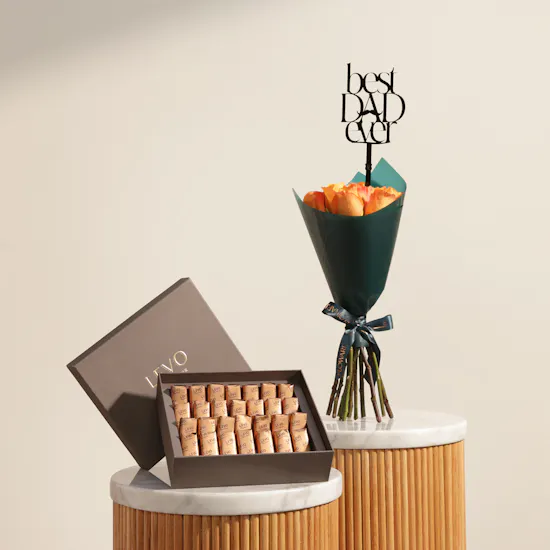 Levo Crepe Dentelle Medium Chocolate Box | Father's Day Flower Bouquet