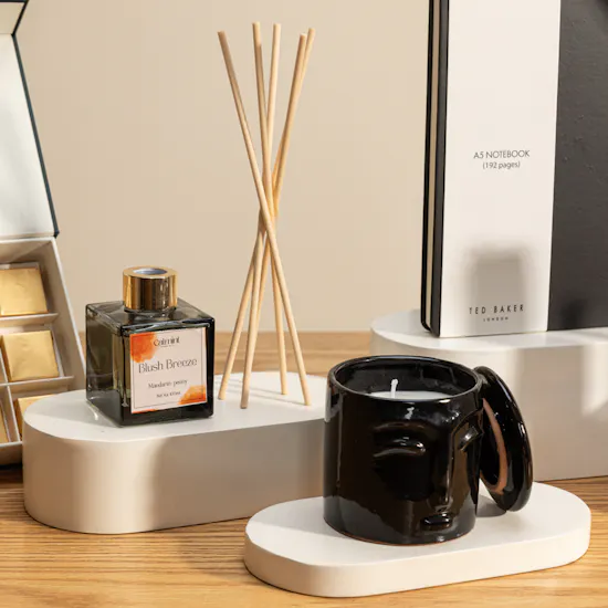 مجموعة هدايا عطر الكتابة