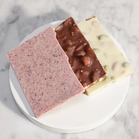 Läderach Mix Fresh Chocolate Bars