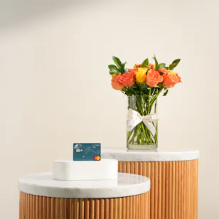 Floward Card | Golden Celebration Flower Vase