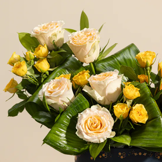 Shinny Brightness Roses Box