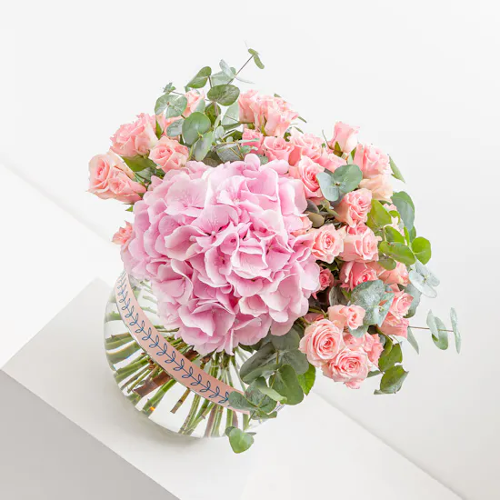 Blush Valley | 22 Flowers