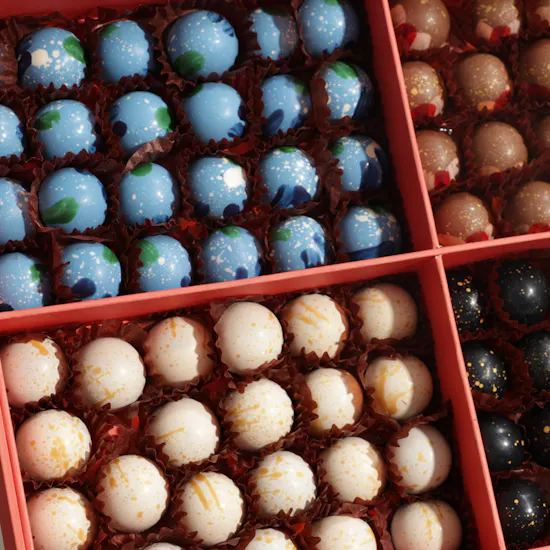 Nua Large Classic Chocolate Bonbon Slipcase Box