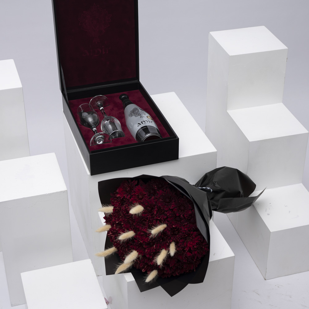 مجموعة عصير أمير من فايف ليفز مع الأزهار