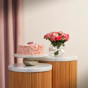 Sucre de Nada La Vie en Rose Cake | Happiness Flowers Sucre de Nada La Vie en Rose Cake | Happiness Flowers