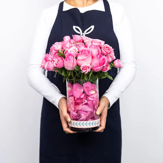Pink Roses | Finger Heart