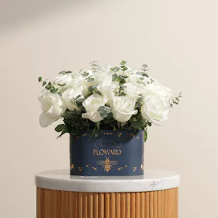 Soft Whisper Roses Box