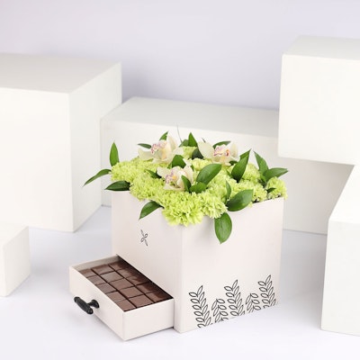 Carnation Chocolate Drawer Box