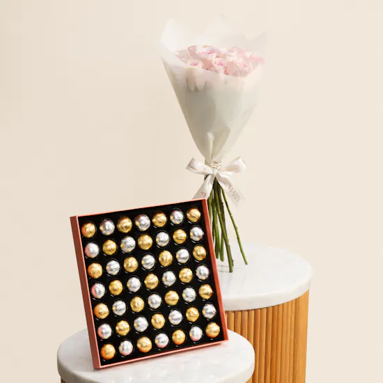 Passionelle Mellow Chocolate Box | Pure Floral Harmony Flowers
