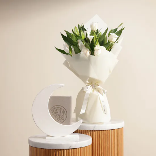 Quran on A Hilal Stand | White Flowers