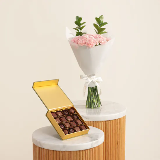 Bateel Palm Collection Origin Chocolate Small Box | Shiny Flowers Bouquet