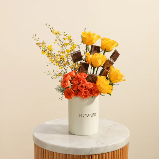 Floward Plain Chocolate | Shiny Flowers Box