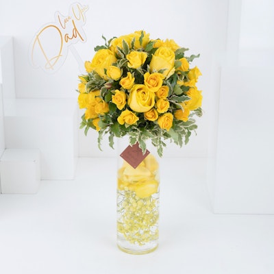 Bright Elegance | Roses Vase