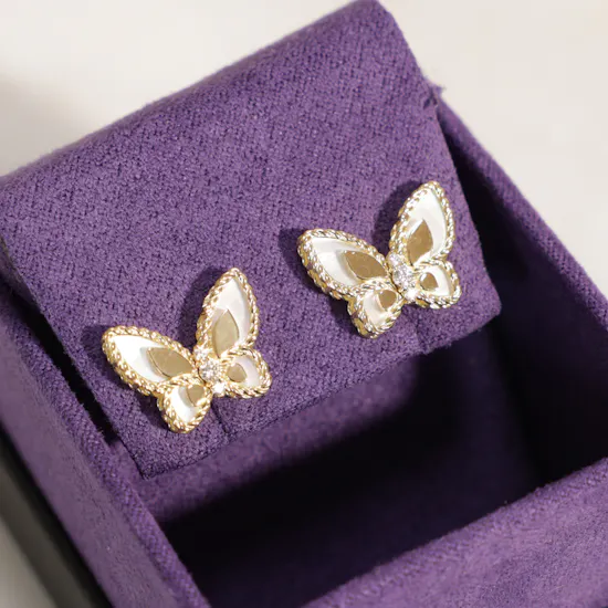 Damas Farfasha Petali Del Mare Butterfly Earrings