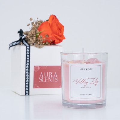 Aura Scents Valley Lily Candle with Flowers