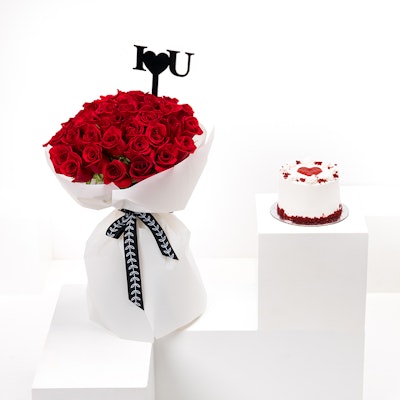 Floward Red Velvet Mini Cake | Red Rose Bouquet
