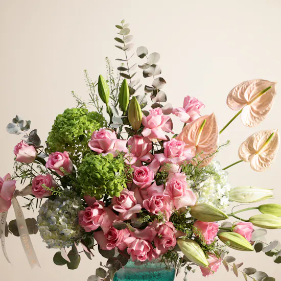 Tender Bloom Harmony Flowers Vase