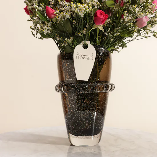 Dreamy Flowers Vase