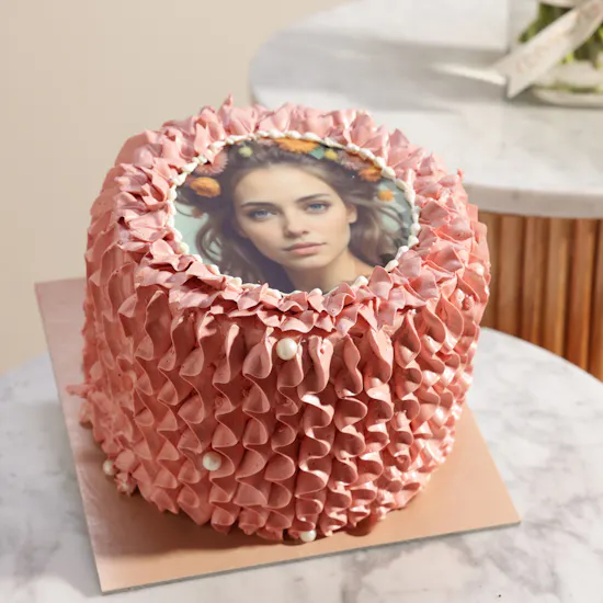 Floward Personalized Premium Cake | Charm Birthday Flowers