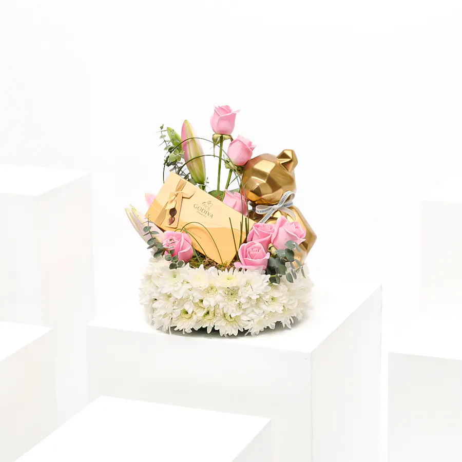 Godiva Assorted Chocolate Box | Pretty Blooms 1