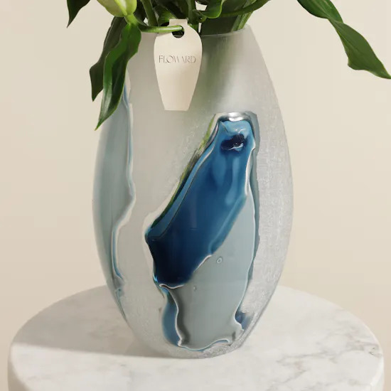 Calm Radiance Lily Vase