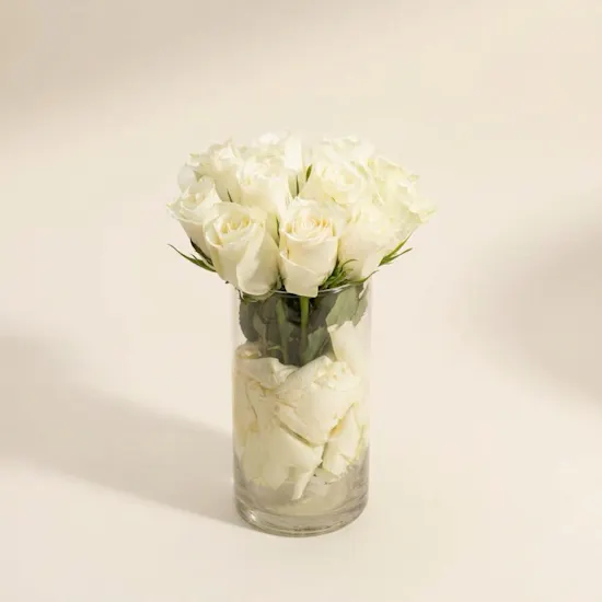 Magic Love White Roses Vase