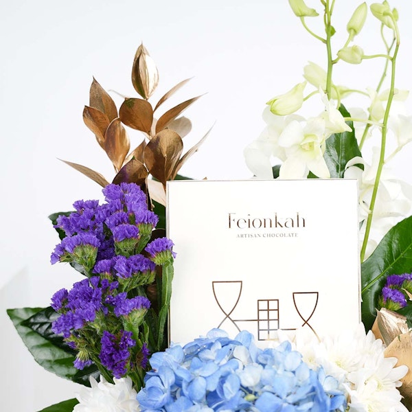 Feionkah Chocolate with Flowers Floward Jeddah