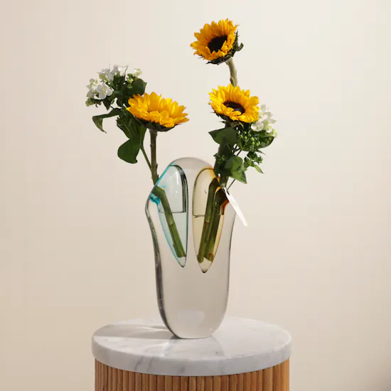 Stunning Flowers Vase