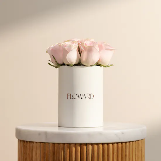Soft Pink Rose Box