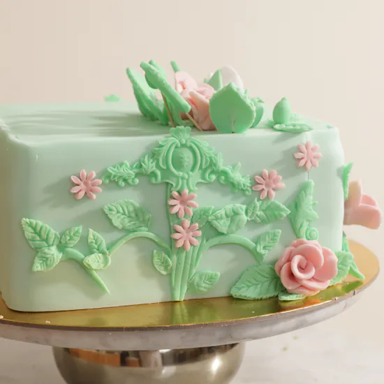 Floward Enchanting Garden Birthday Cake