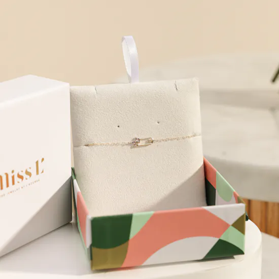 Miss L by L'azurde Elegant Gold Bracelet | Beauty Flowers Bouquet