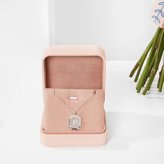 Floward Letter F Silver Necklace | Shiny Roses