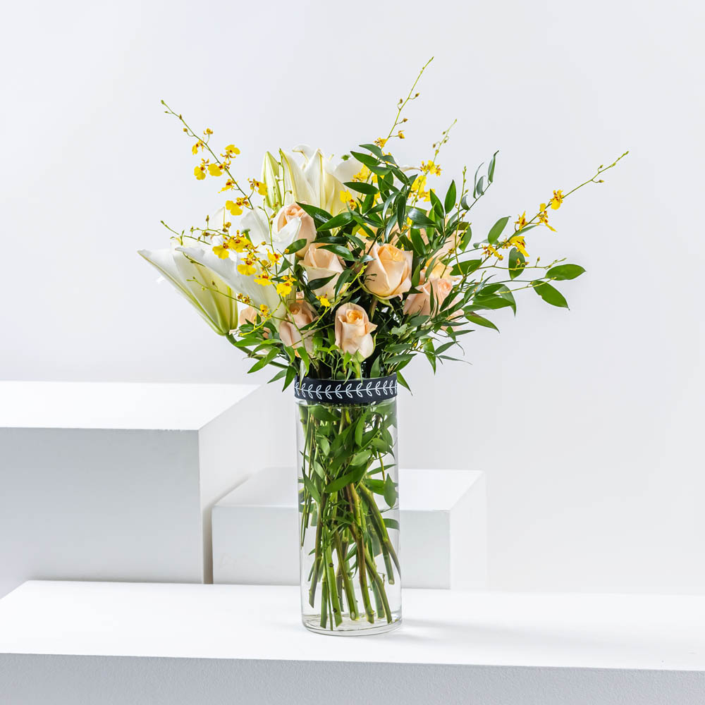 سعادة أثيرية | مزهريه زجاج