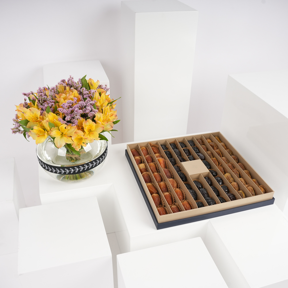 صندوق تمور كبير فخم من نوا | زهور مشرقة