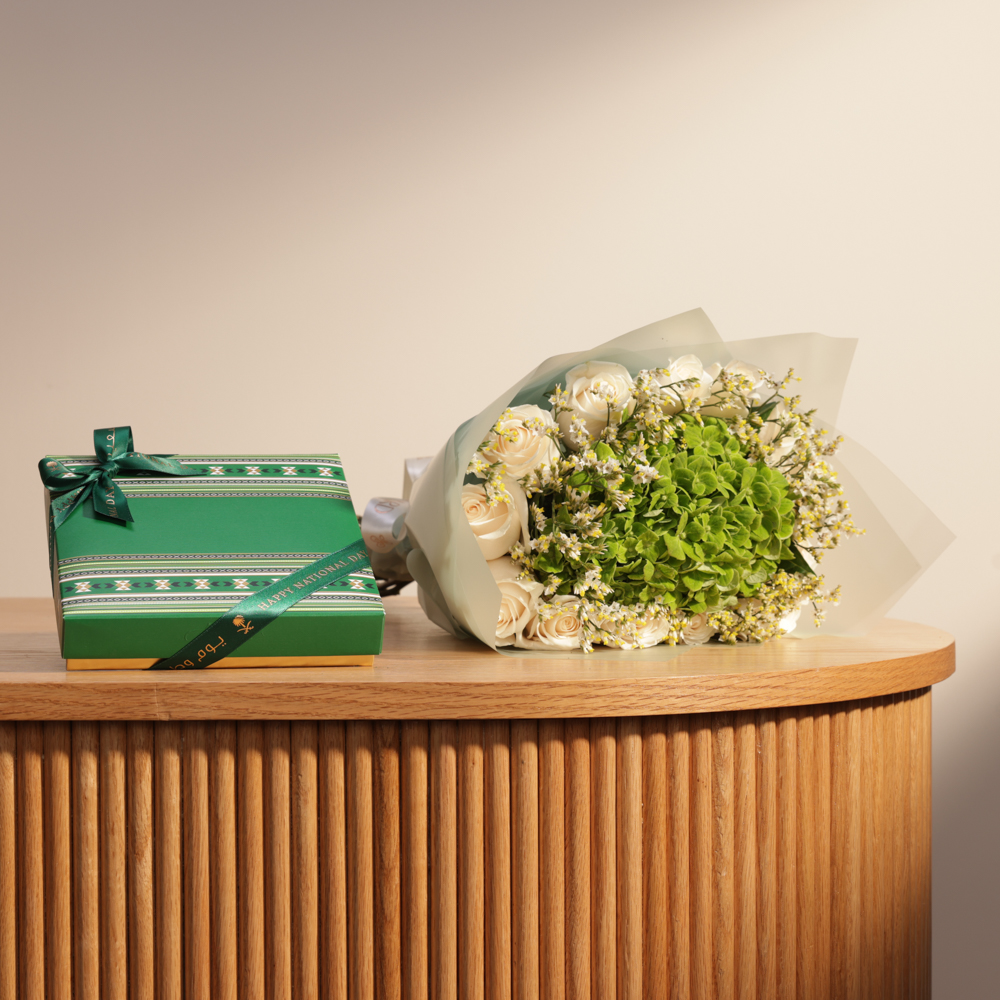 صندوق شوكولاتة اليوم الوطني من بتيل | باقة الزهور