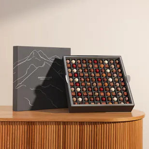 Sweetzerland Extra-Large Discovery Box