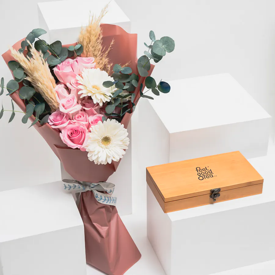 Feel Good Tea Wooden Box | Charming Bouquet 2