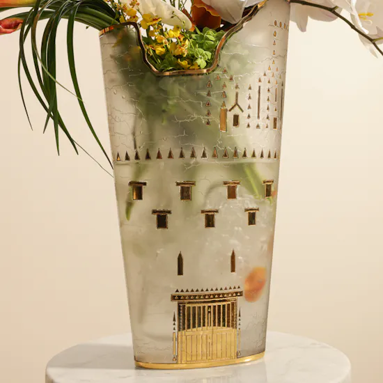 Artfeena Salwa Palace Gold Plated Shiny Vase